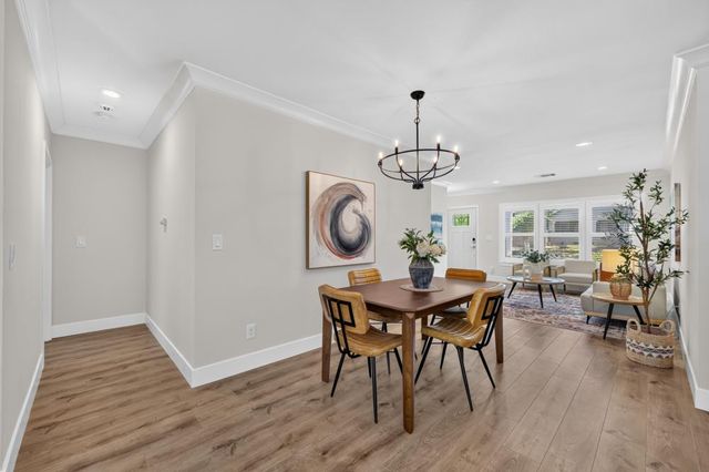 1240 54th St, Sacramento, CA 95819