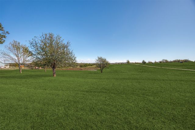 5282 Luella Road, Sherman, TX 75090