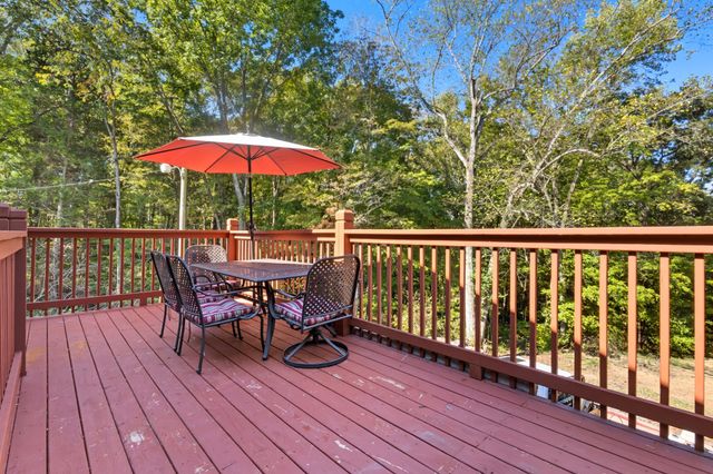 851 Belmont Rd, Clarksville, TN 37040