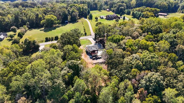 851 Belmont Rd, Clarksville, TN 37040