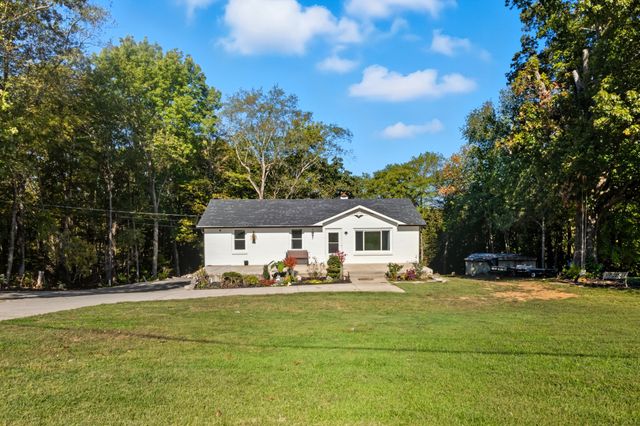 851 Belmont Rd, Clarksville, TN 37040