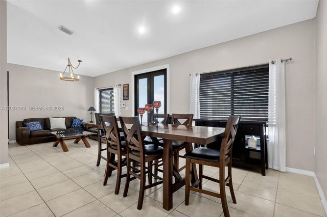 8892 NW 167th St, Miami Lakes, FL 33018