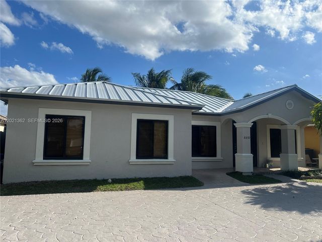 8892 NW 167th St, Miami Lakes, FL 33018