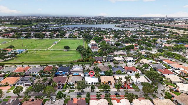 8892 NW 167th St, Miami Lakes, FL 33018