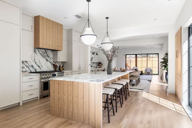 4107 Hawthorne Avenue, Dallas, TX 75219