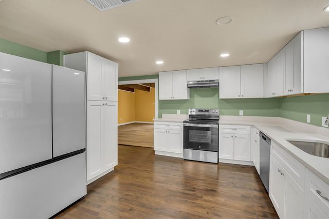 1605 Pine Street, Grand Prairie, TX 75050