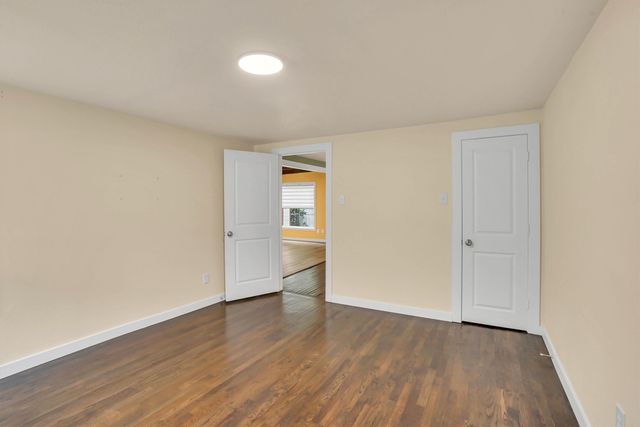 1605 Pine Street, Grand Prairie, TX 75050