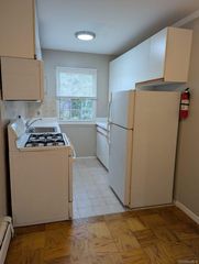 1 Hemlock Drive C152, Bay Shore, NY 11706