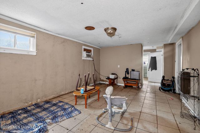 732 Chickasaw Drive, Grenada, MS 38901