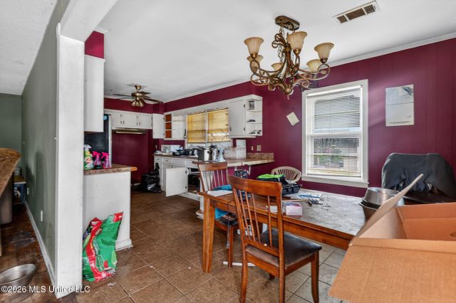 732 Chickasaw Drive, Grenada, MS 38901