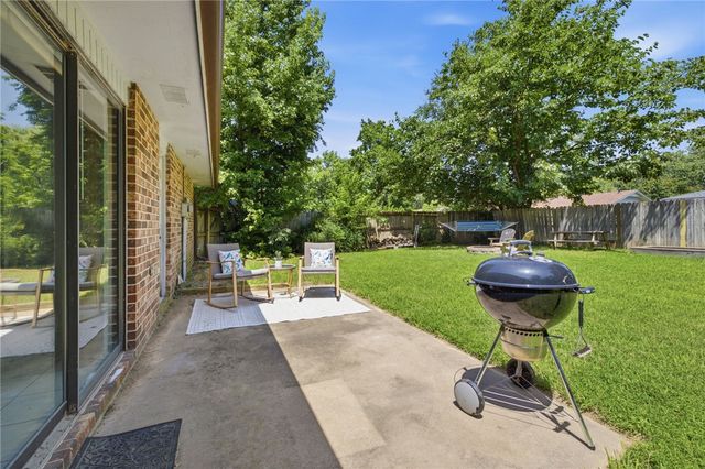 3502 Cannon Avenue, Springdale, AR 72762