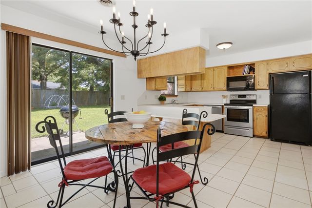 3502 Cannon Avenue, Springdale, AR 72762