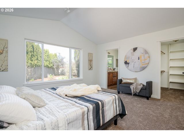 718 TRINITY Ct, Molalla, OR 97038