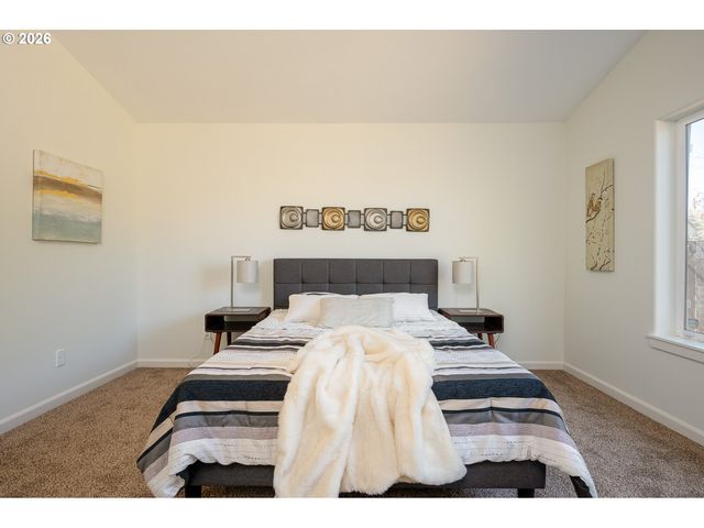 718 TRINITY Ct, Molalla, OR 97038