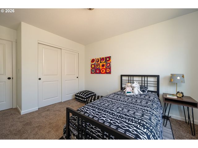 718 TRINITY Ct, Molalla, OR 97038