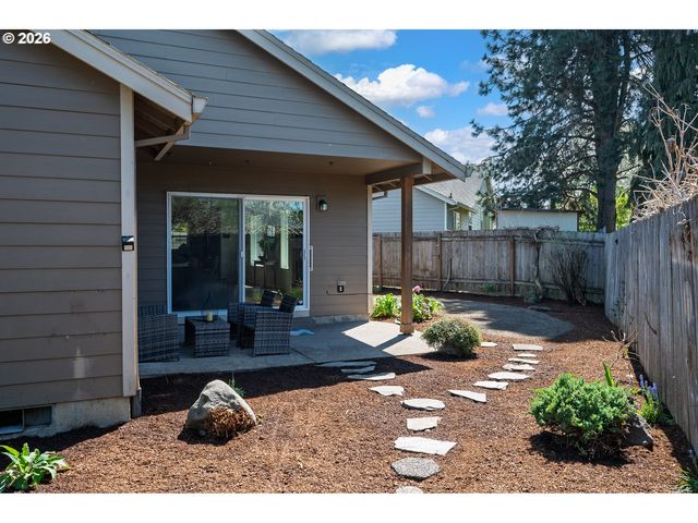 718 TRINITY Ct, Molalla, OR 97038