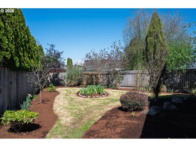718 TRINITY Ct, Molalla, OR 97038