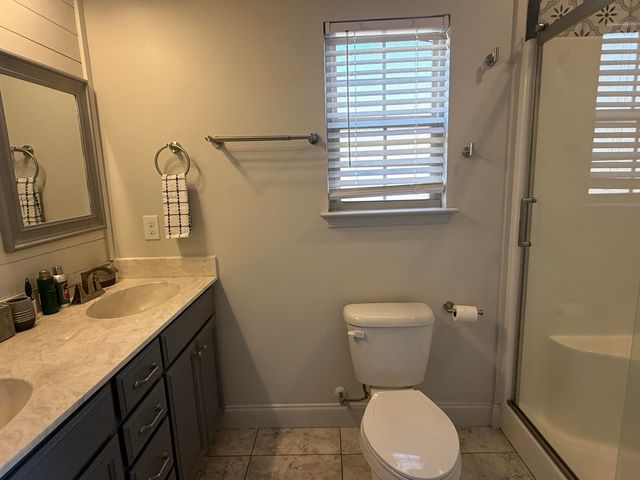 411 Niceville Avenue, Niceville, FL 32578