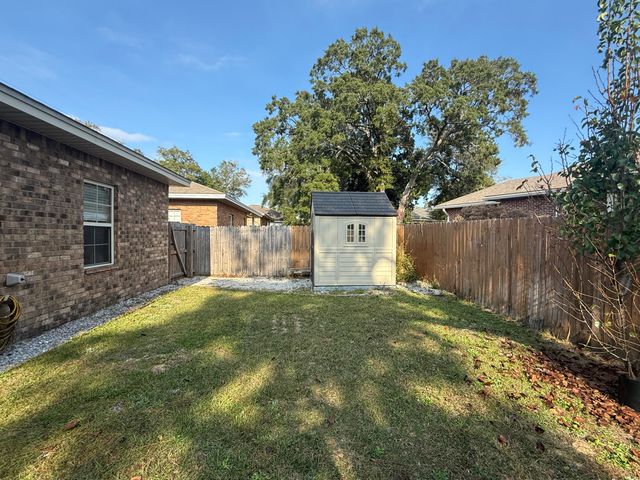 411 Niceville Avenue, Niceville, FL 32578