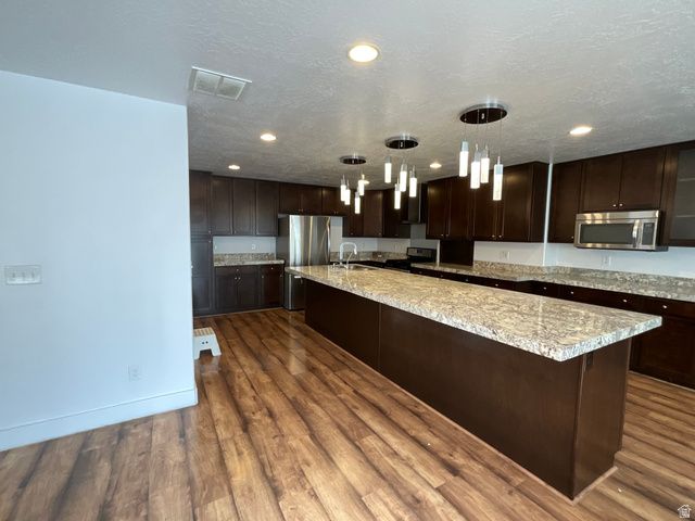 5058 S MORAY CT, Holladay, UT 84117