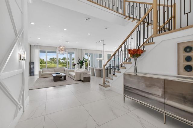 9336 Coral Isles Circle, Palm Beach Gardens, FL 33412
