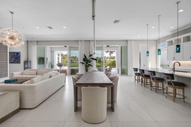 9336 Coral Isles Circle, Palm Beach Gardens, FL 33412