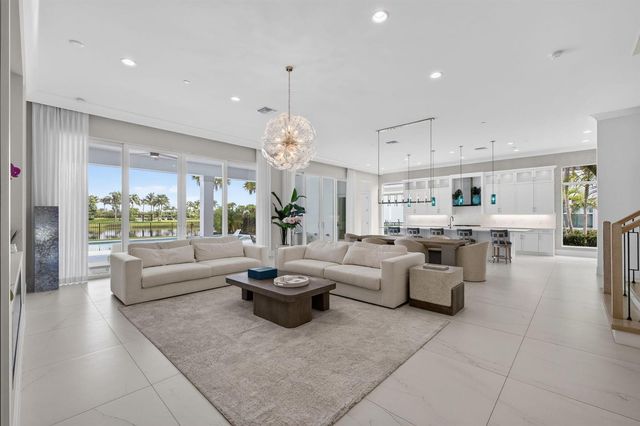 9336 Coral Isles Circle, Palm Beach Gardens, FL 33412