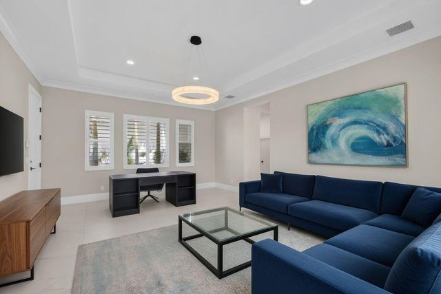 9336 Coral Isles Circle, Palm Beach Gardens, FL 33412