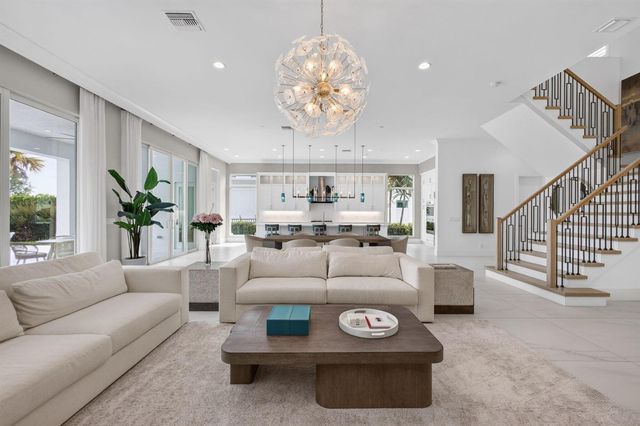 9336 Coral Isles Circle, Palm Beach Gardens, FL 33412