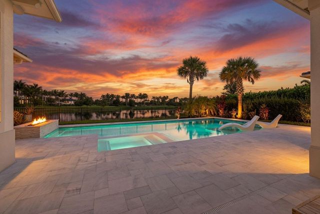 9336 Coral Isles Circle, Palm Beach Gardens, FL 33412