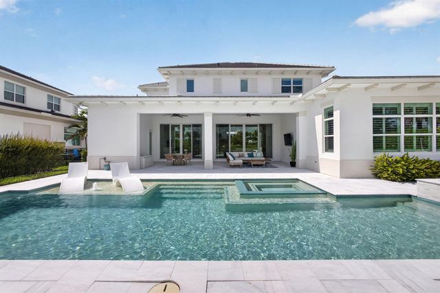9336 Coral Isles Circle, Palm Beach Gardens, FL 33412