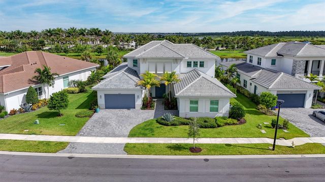 9336 Coral Isles Circle, Palm Beach Gardens, FL 33412