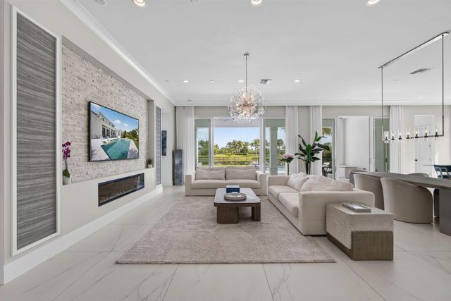 9336 Coral Isles Circle, Palm Beach Gardens, FL 33412