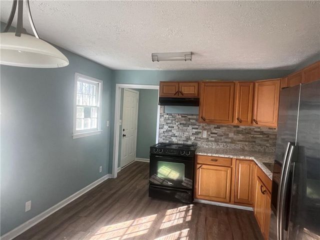 201 Grogan NE Road, White, GA 30184