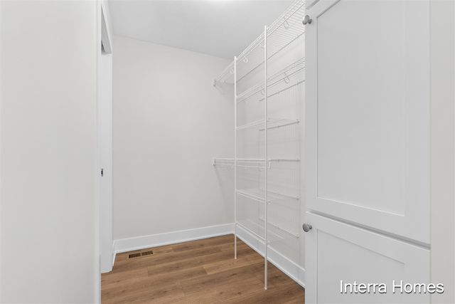 1575 N Village Circle, Kalamazoo, MI 49009