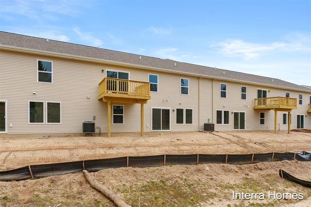 1575 N Village Circle, Kalamazoo, MI 49009