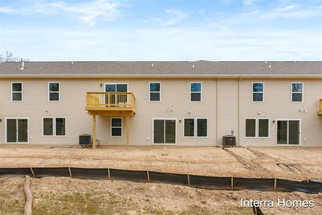 1575 N Village Circle, Kalamazoo, MI 49009