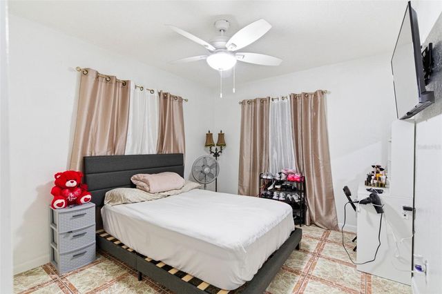 2706 W POWHATAN AVENUE, Tampa, FL 33614