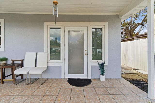 2706 W POWHATAN AVENUE, Tampa, FL 33614