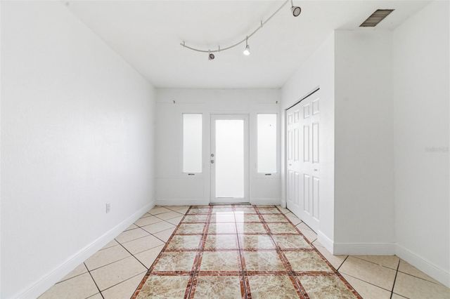 2706 W POWHATAN AVENUE, Tampa, FL 33614