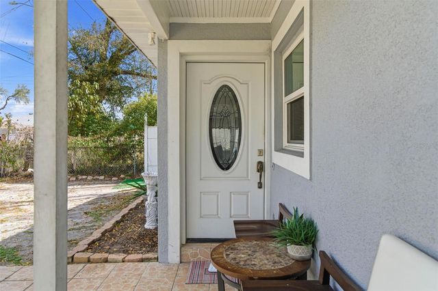 2706 W POWHATAN AVENUE, Tampa, FL 33614