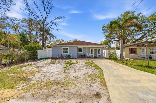 2706 W POWHATAN AVENUE, Tampa, FL 33614