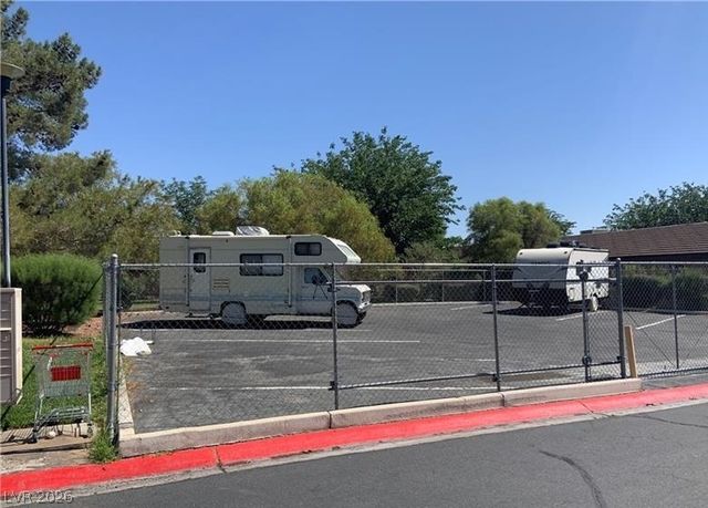 6441 Brushwood Lane, Las Vegas, NV 89107
