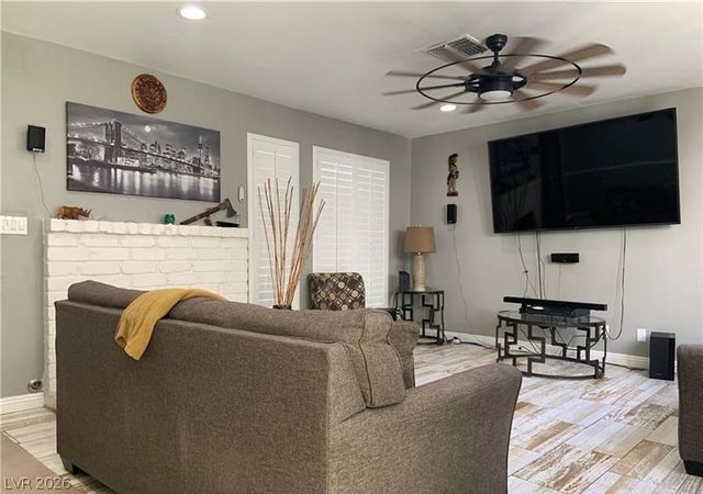 6441 Brushwood Lane, Las Vegas, NV 89107