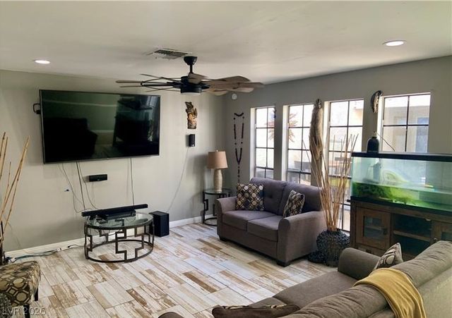 6441 Brushwood Lane, Las Vegas, NV 89107
