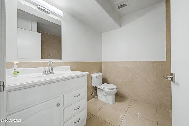 12202 N 64TH Street, Scottsdale, AZ 85254