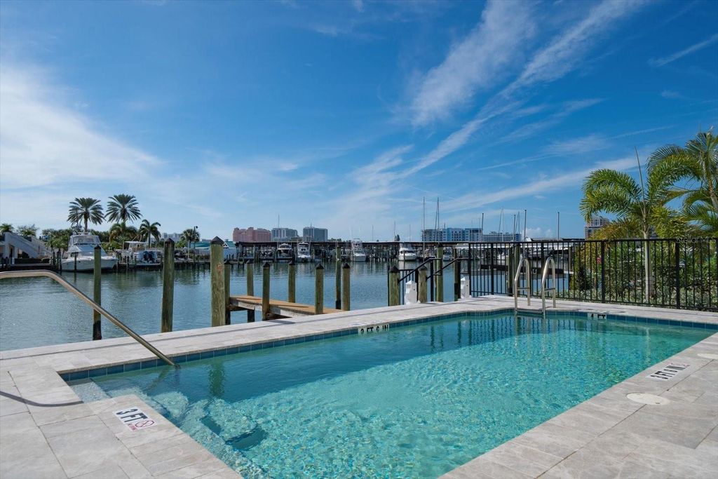 211 DOLPHIN POINT 301, Clearwater, FL 33767