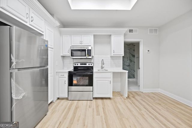 2034 Spicers Lane, Woodstock, GA 30189