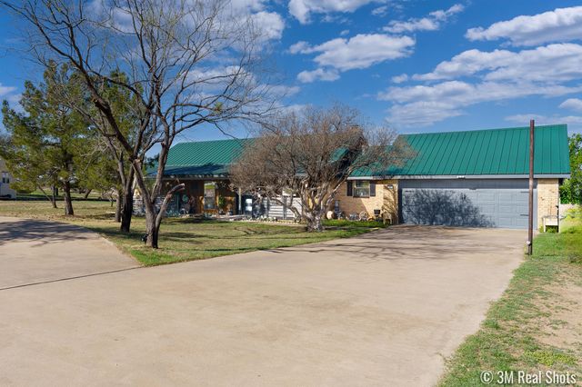 261 Edinburgh Road, San Angelo, TX 76901