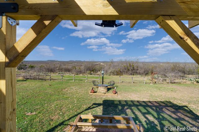 261 Edinburgh Road, San Angelo, TX 76901